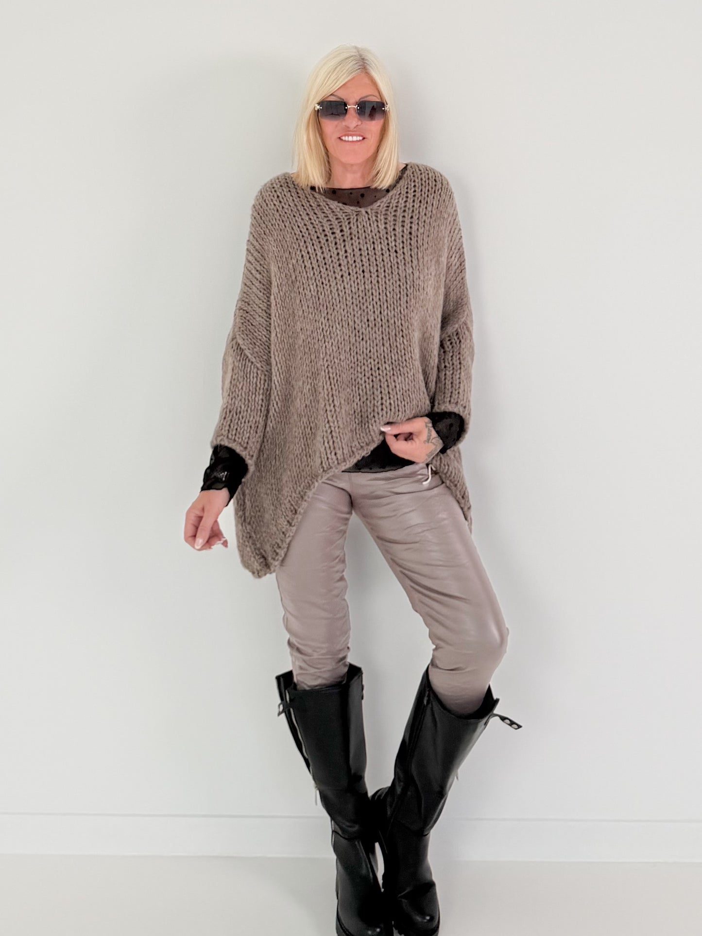 Soft Oversized Chunky Knit Sweater - taupe
