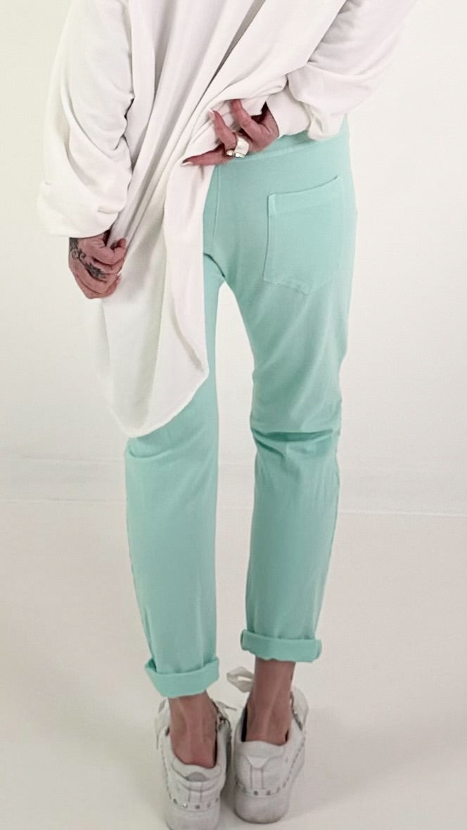 Sweatpants with large patch pockets - mint