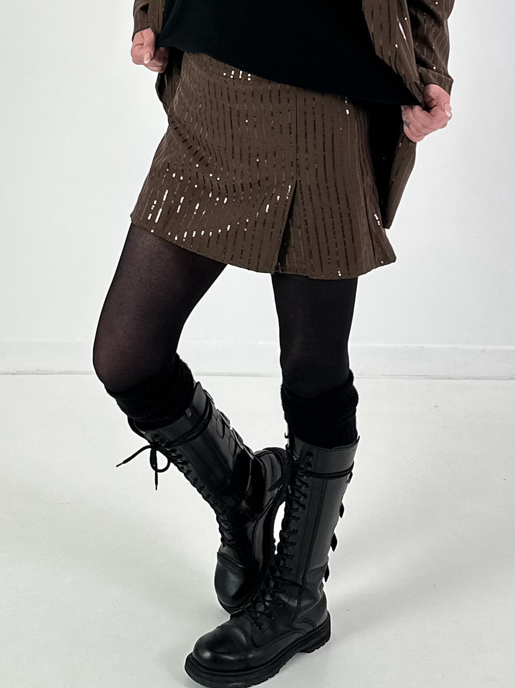 Hosenrock Modell "Midnight Sparkle" - dunkelbraun-braune Pailletten