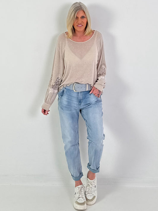 Pullover mit Spitzeneinsätzen - beige