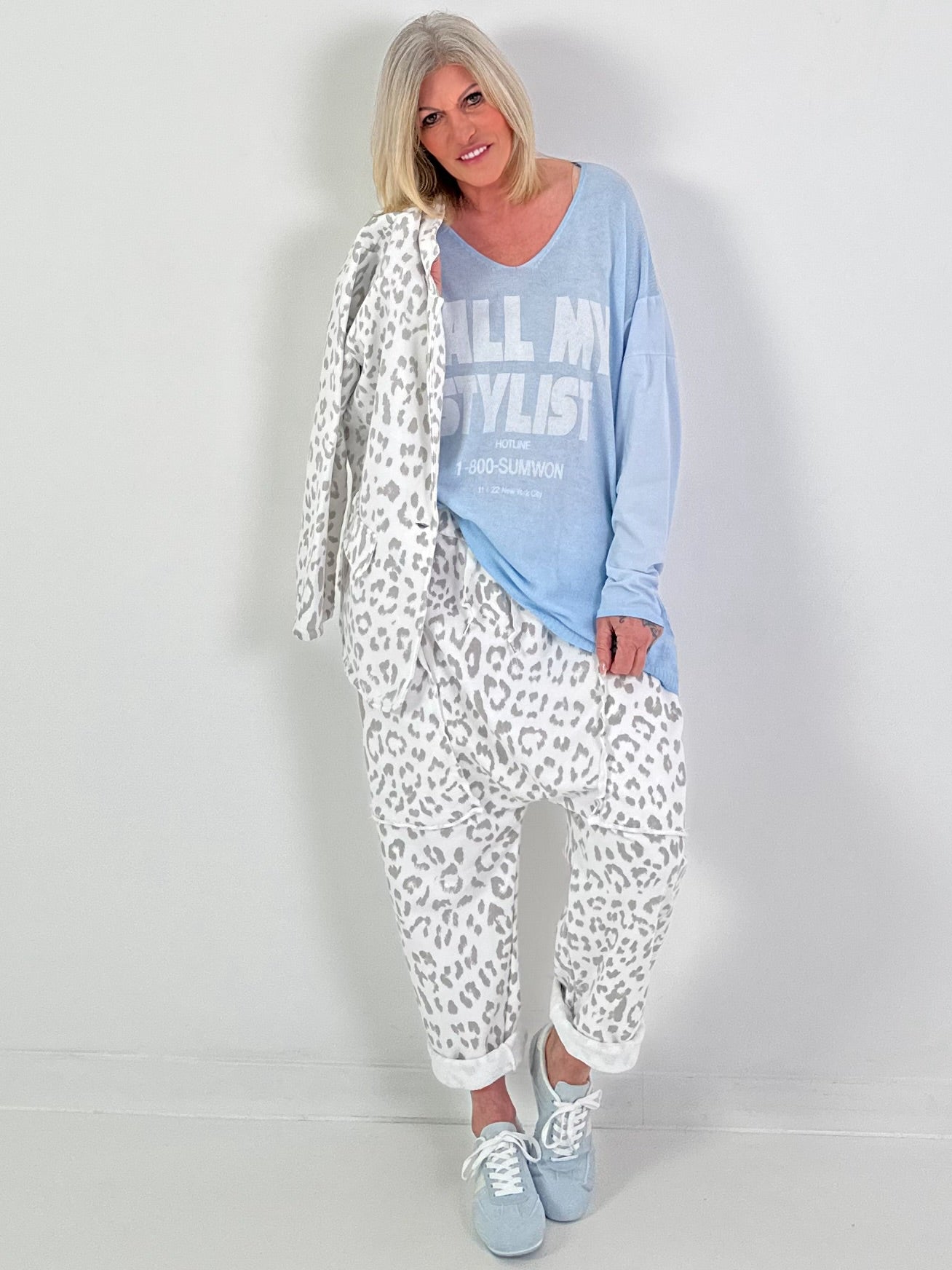 Trui Call My Stylist - Lichtblauw