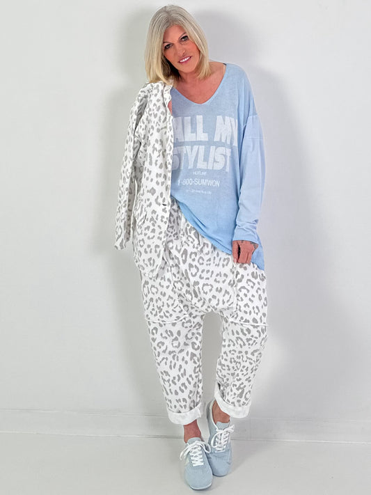 Pullover call my stylist - hellblau