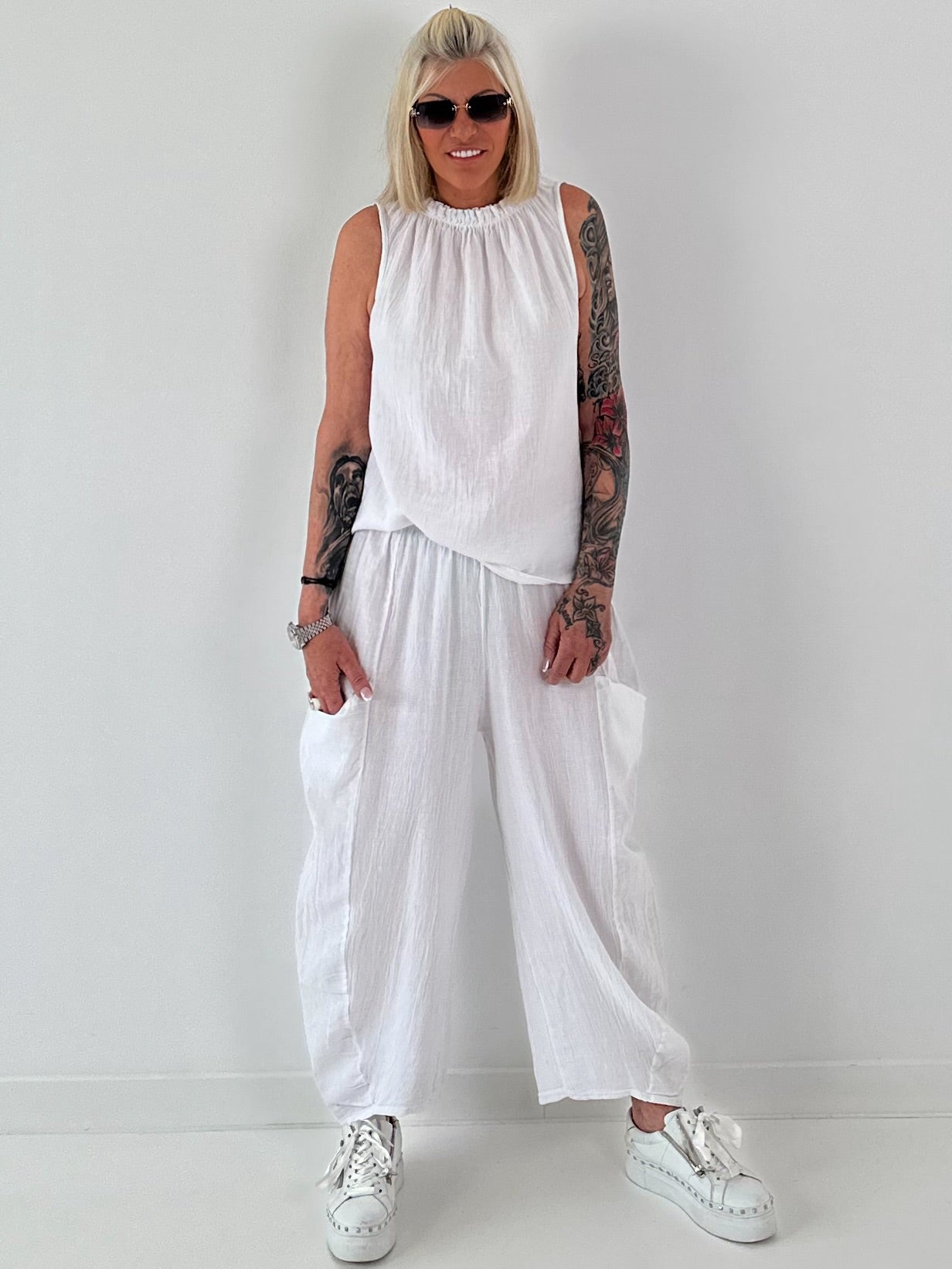 Grobes Baumwoll Top mit Rüschenkragen - weiss