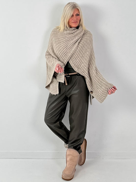 Poncho Pullover Modell "Seelenwärmer" - beige