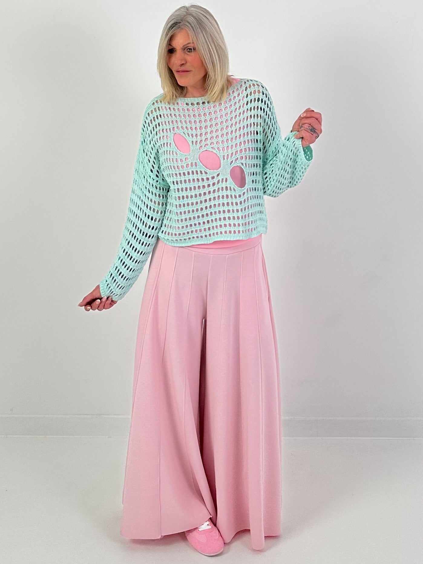 Crochet sweater - mint