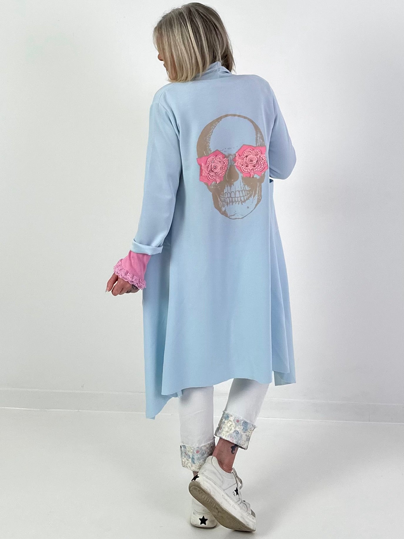 Sweatmantel Skull - hellblau