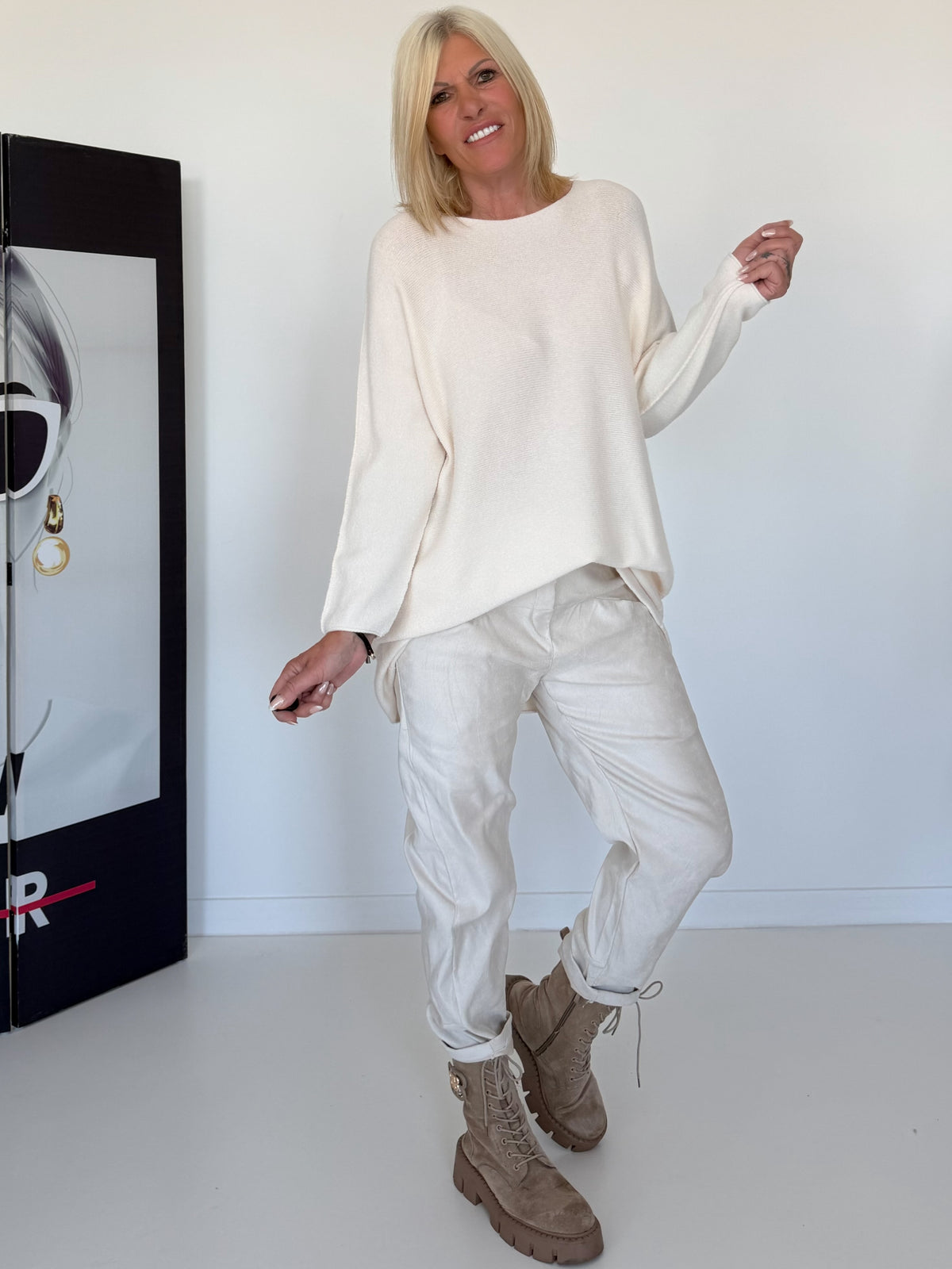 Basic crew neck sweater - ecru