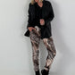 Hose in Wildleder-Optik mit Animal Print - mehrfarbig