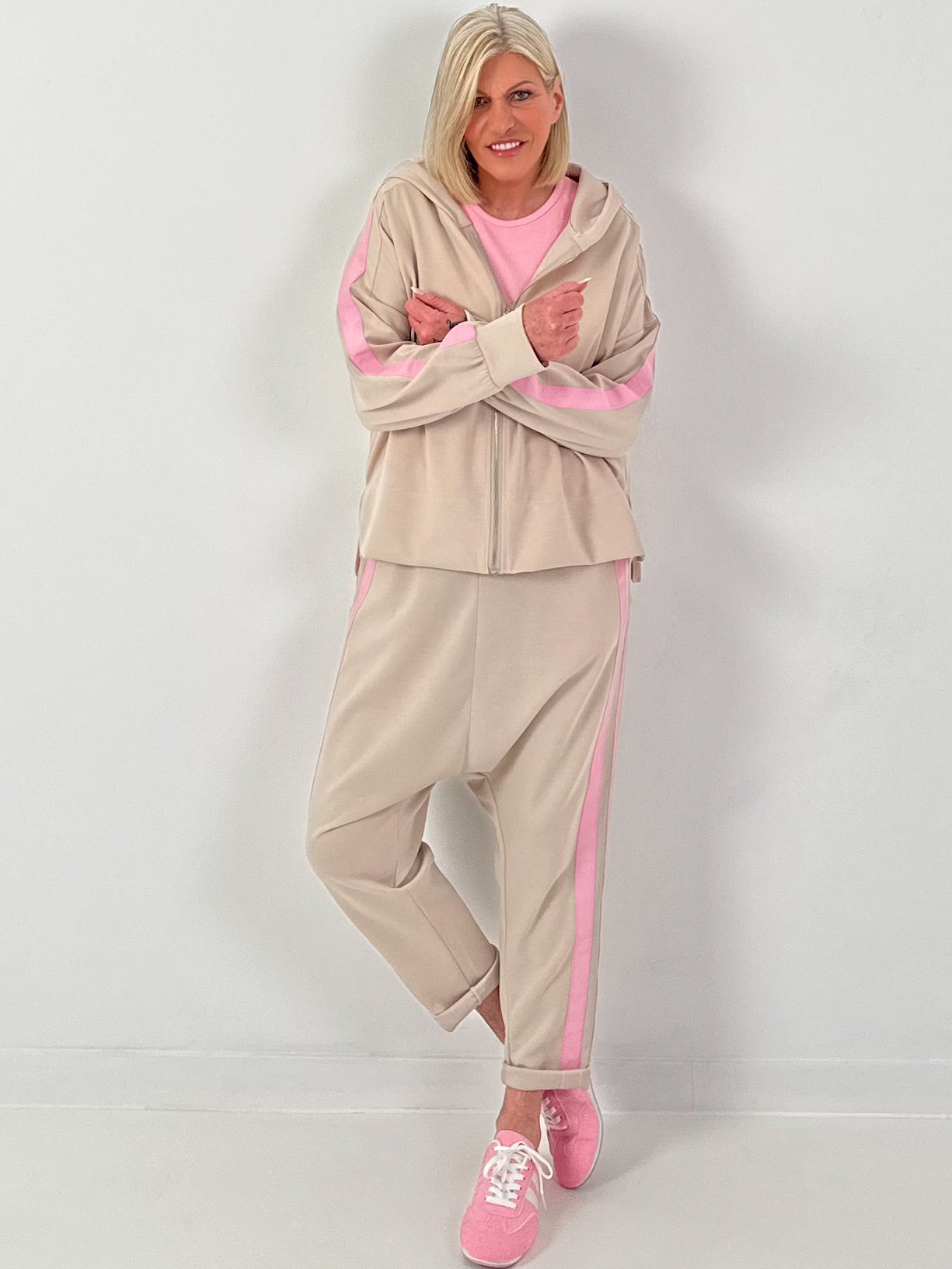 Sweat Baggy mit Streifen - beige