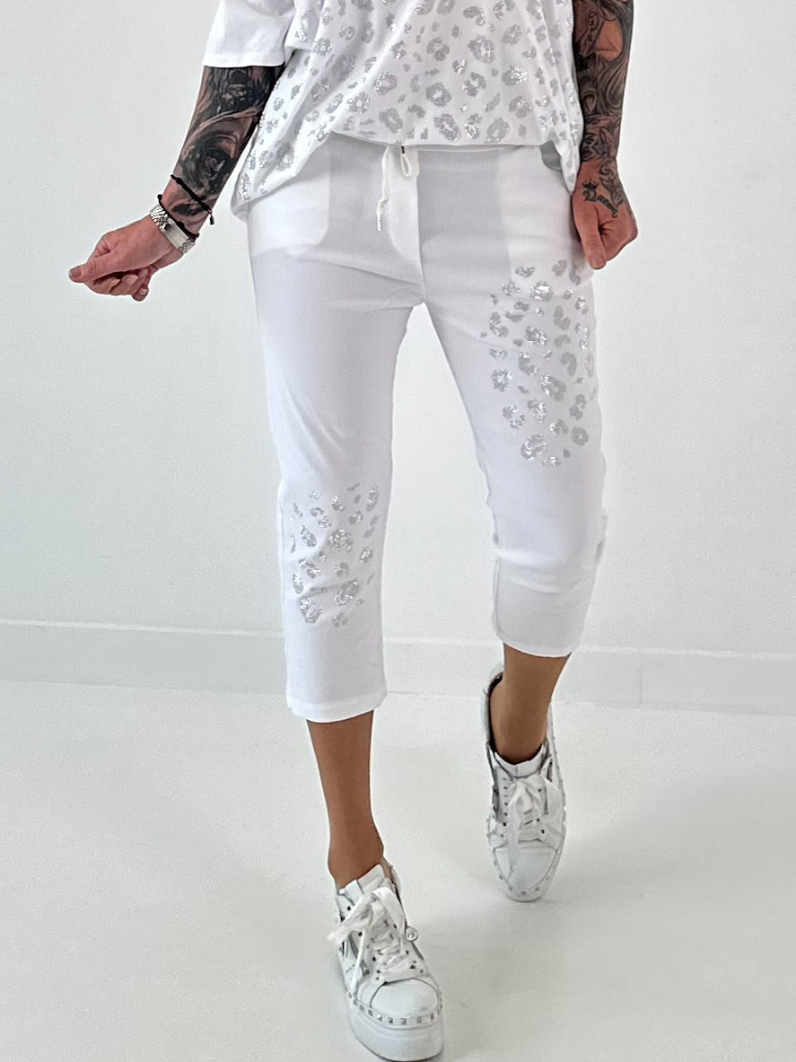 Capri Hose mit Leo Strass - weiss