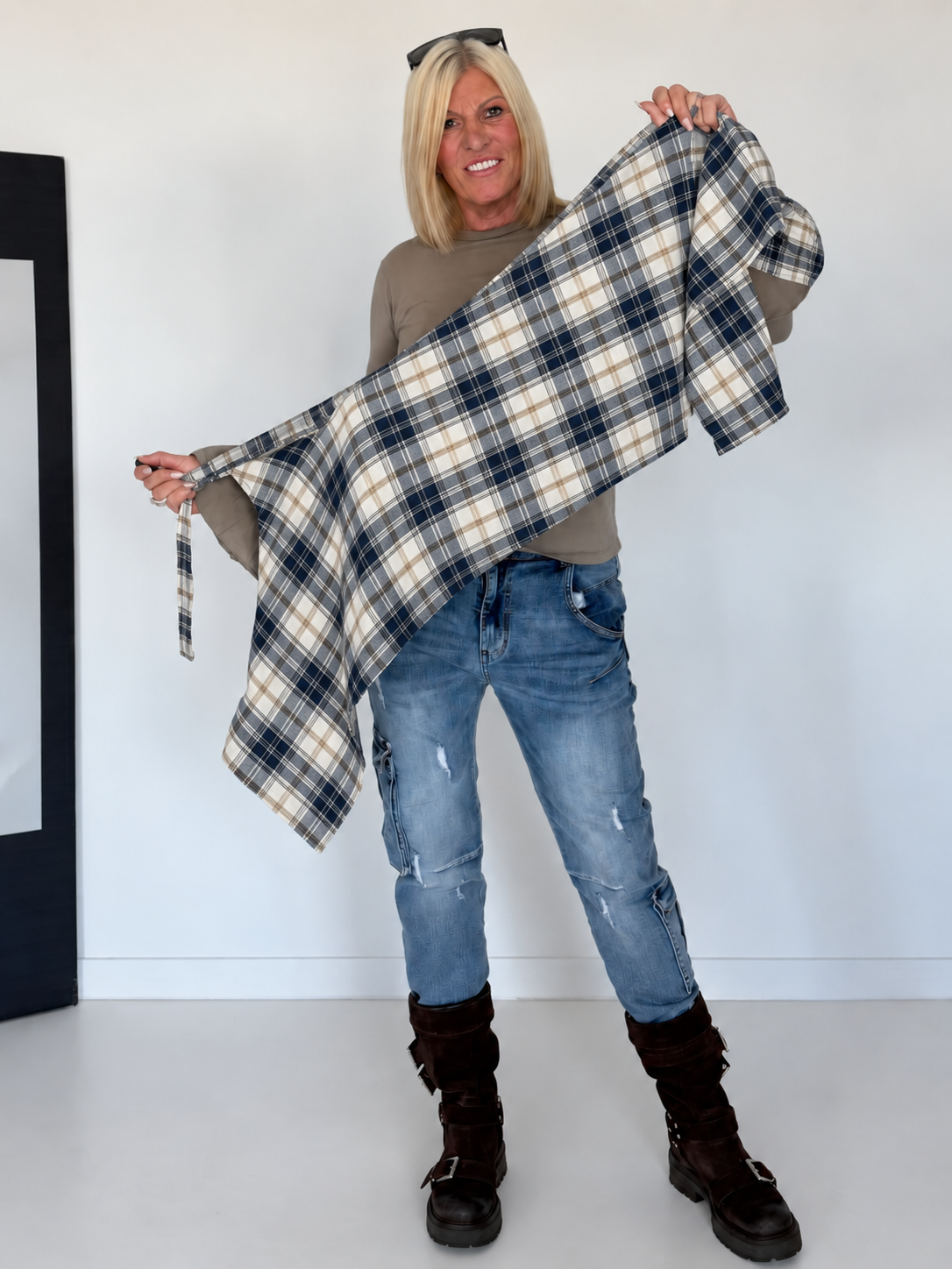 Waist Wrap im Karomuster - beige-schwarz-mehrfarbig