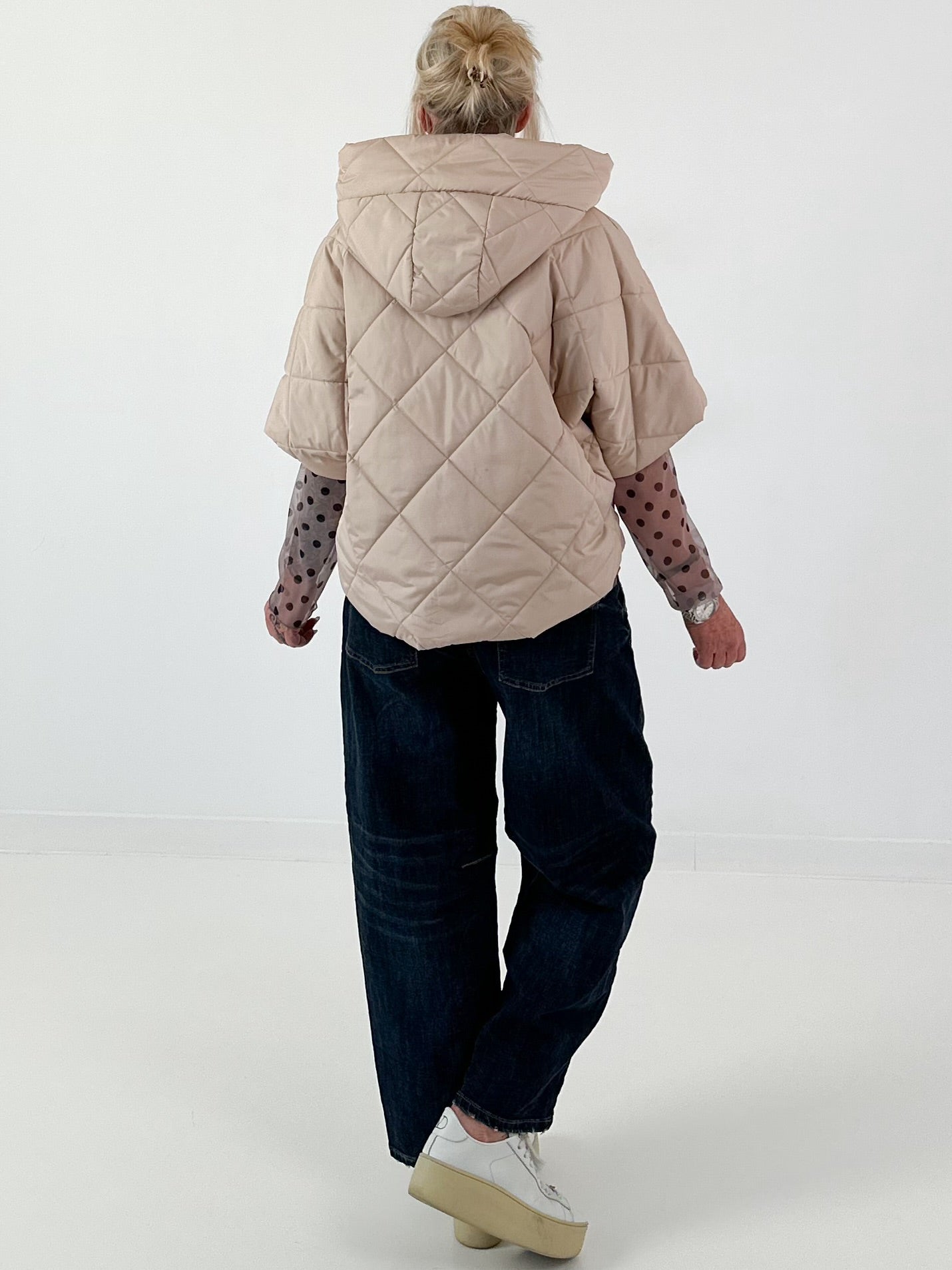 Jacket with XL collar and hood - beige
