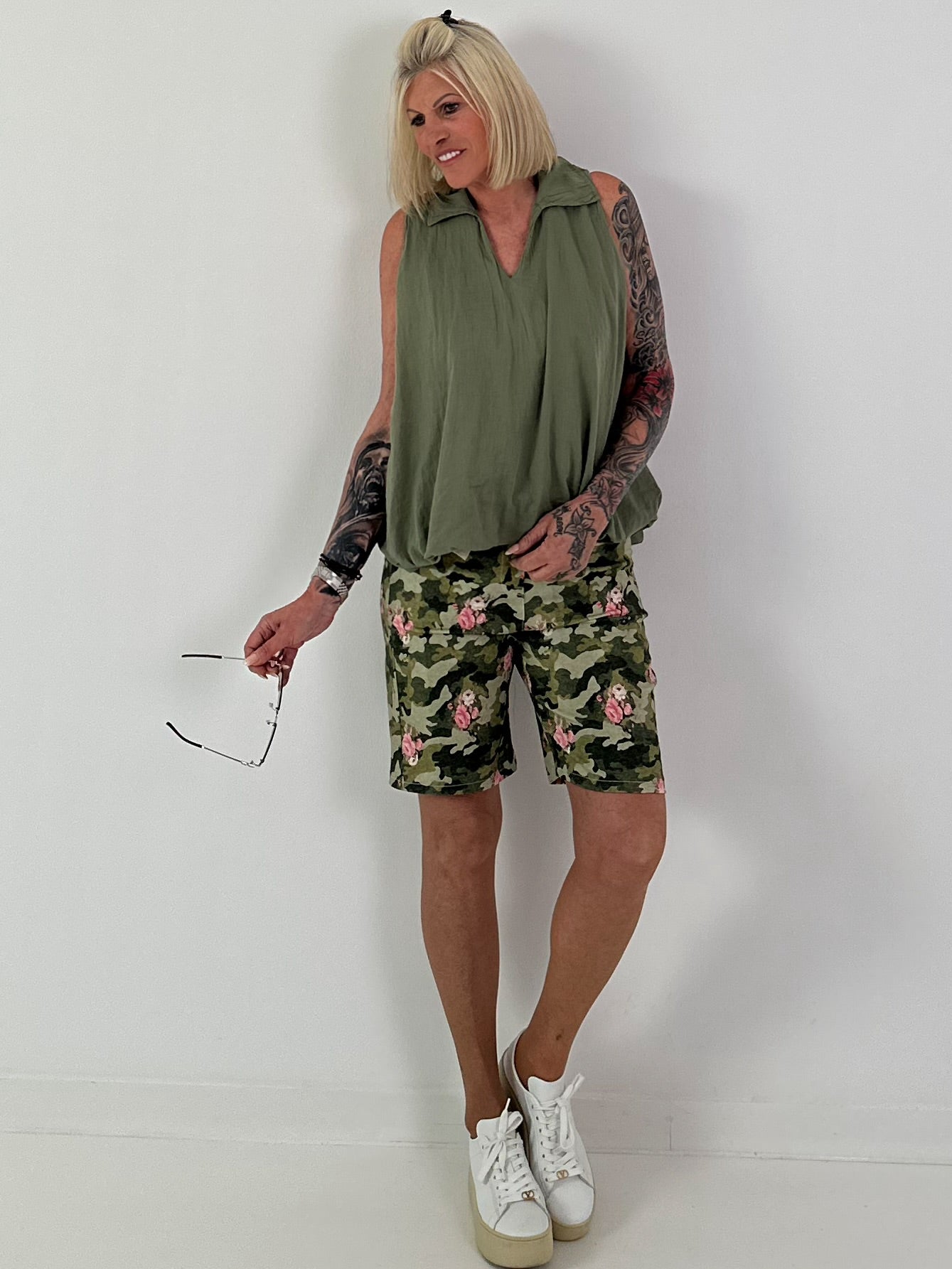 Ballon Blusen Top mit V-Neck - khaki
