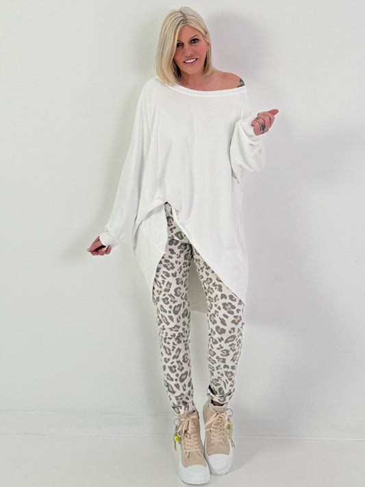 Oversized Sweater - weiss