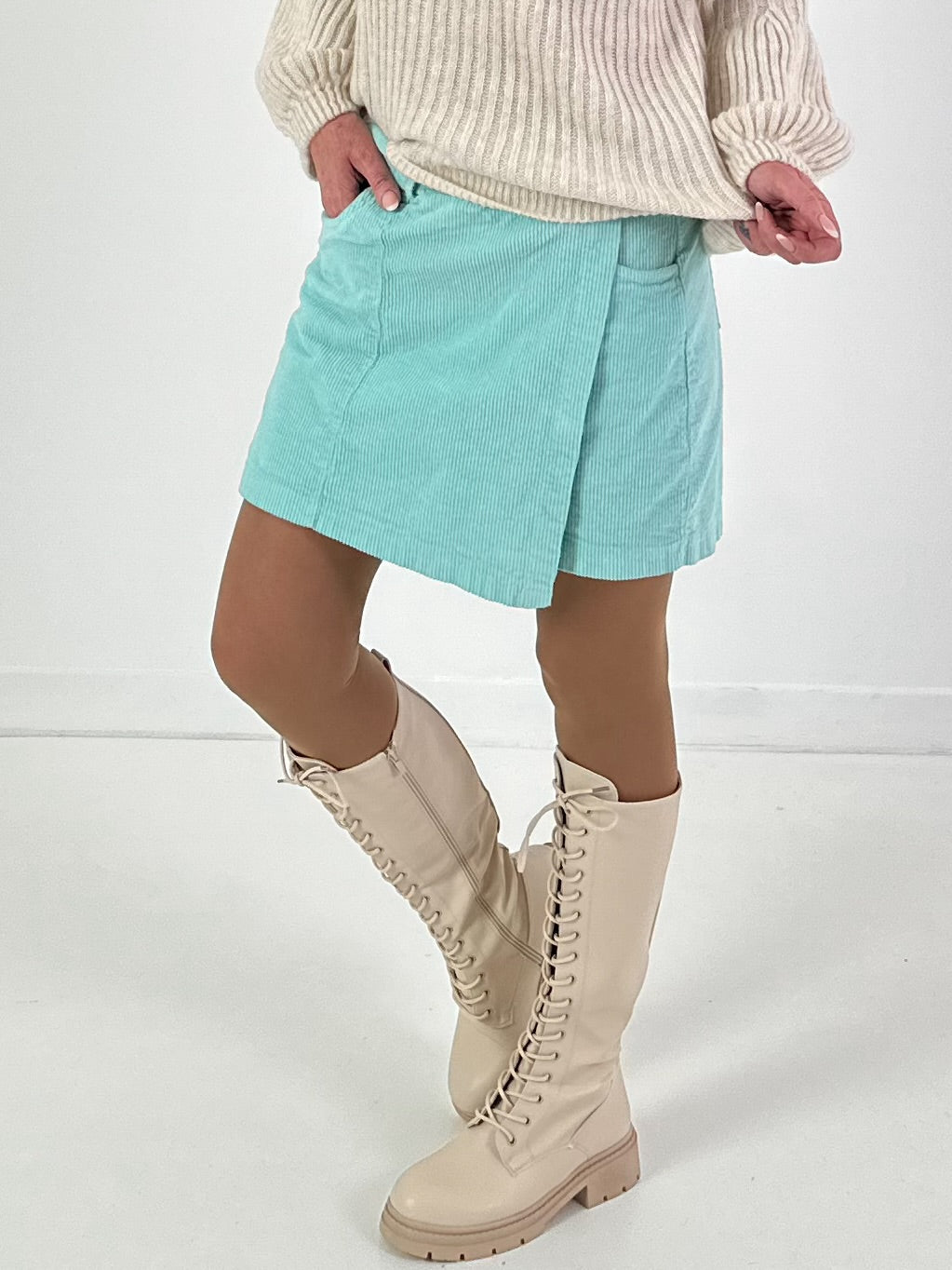 Rock Shorts Modell "Skorty" - mint