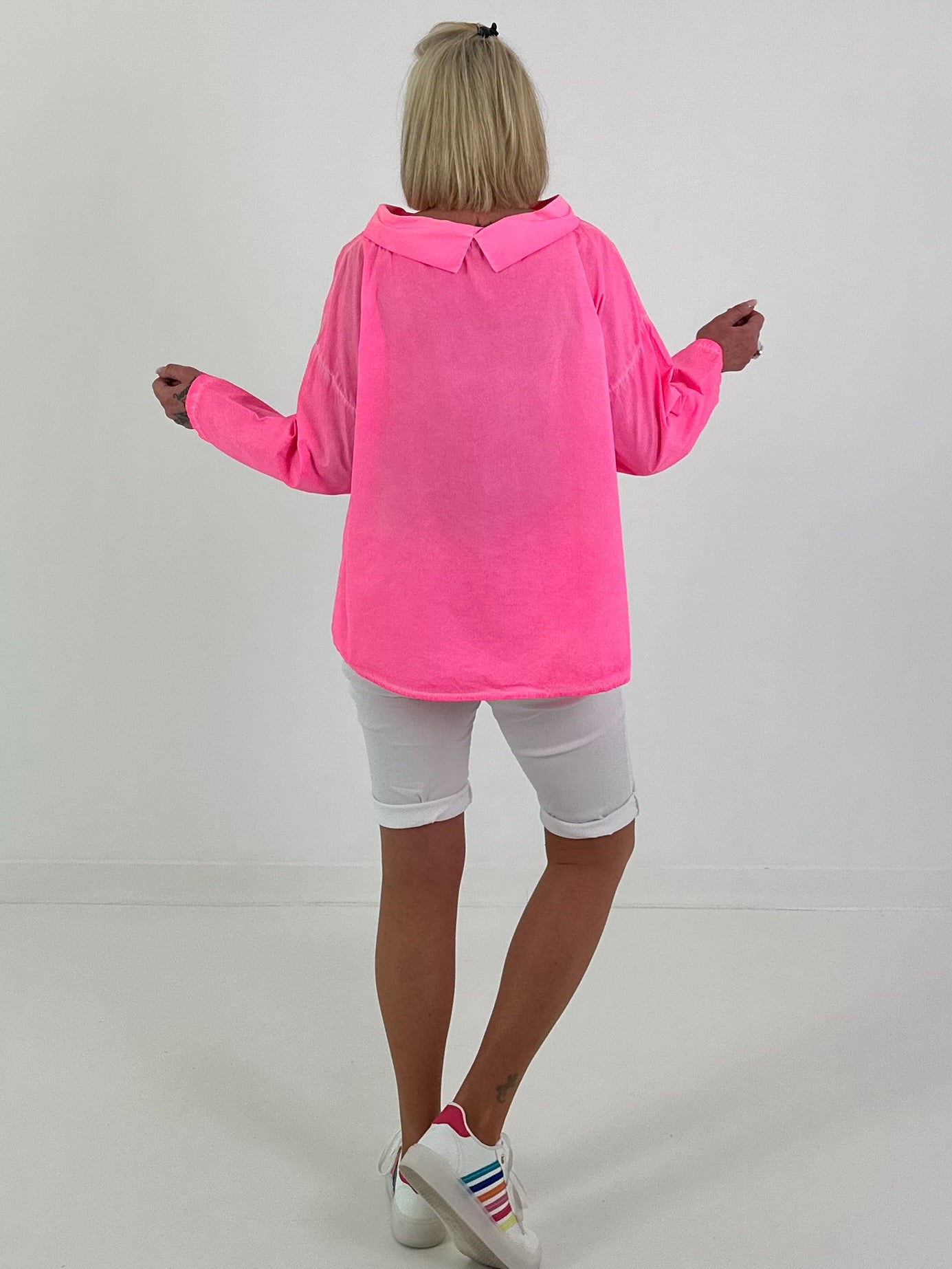 Blouse-style shirt with round neck - neon pink