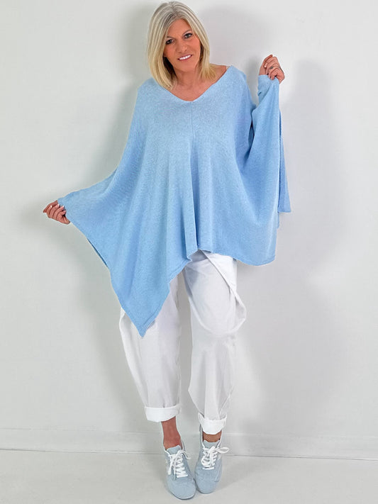 Oversized Sommerstrick Poncho - hellblau