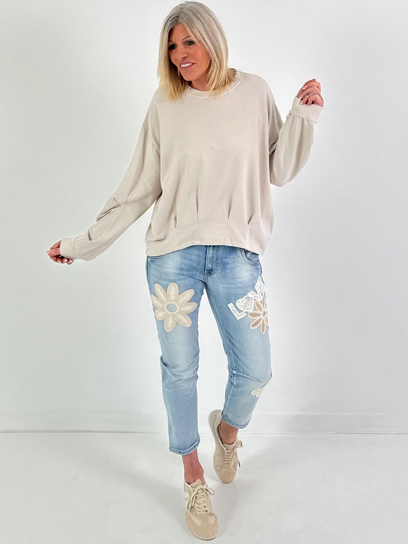 Sweater with inset pleats - beige