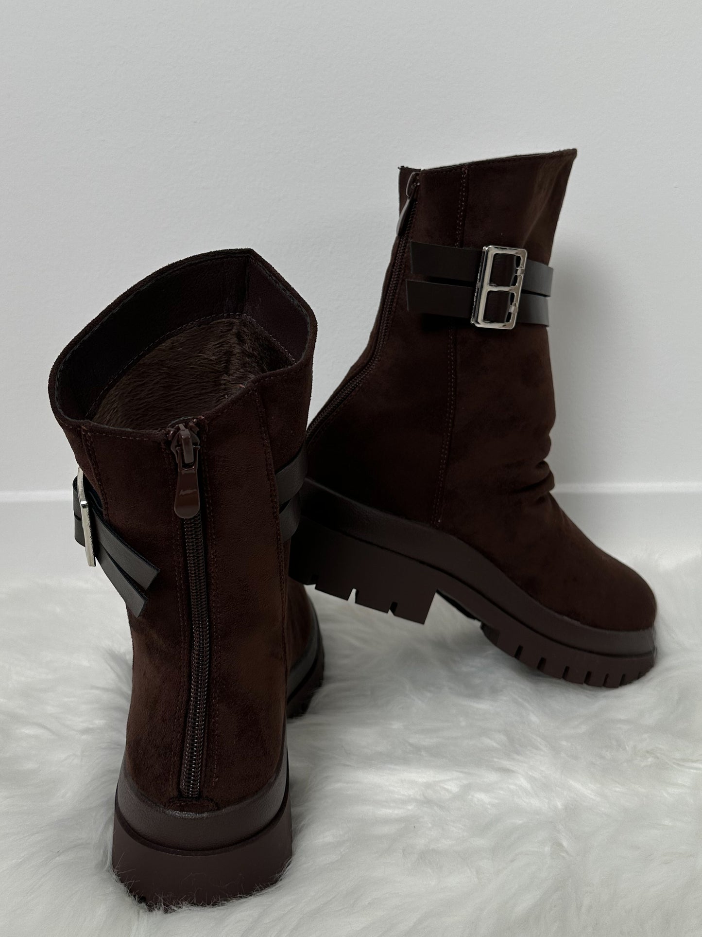 Bootie model "Buckle" - chocolate