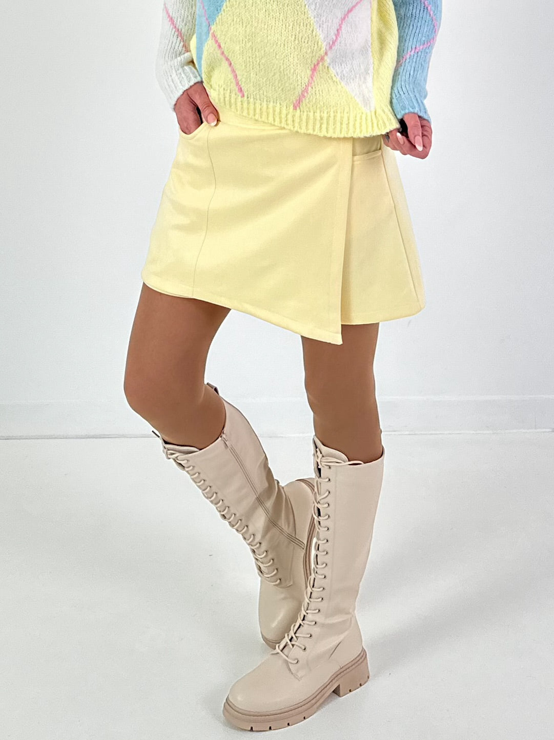 Rock Shorts Model "Finetime" - yellow