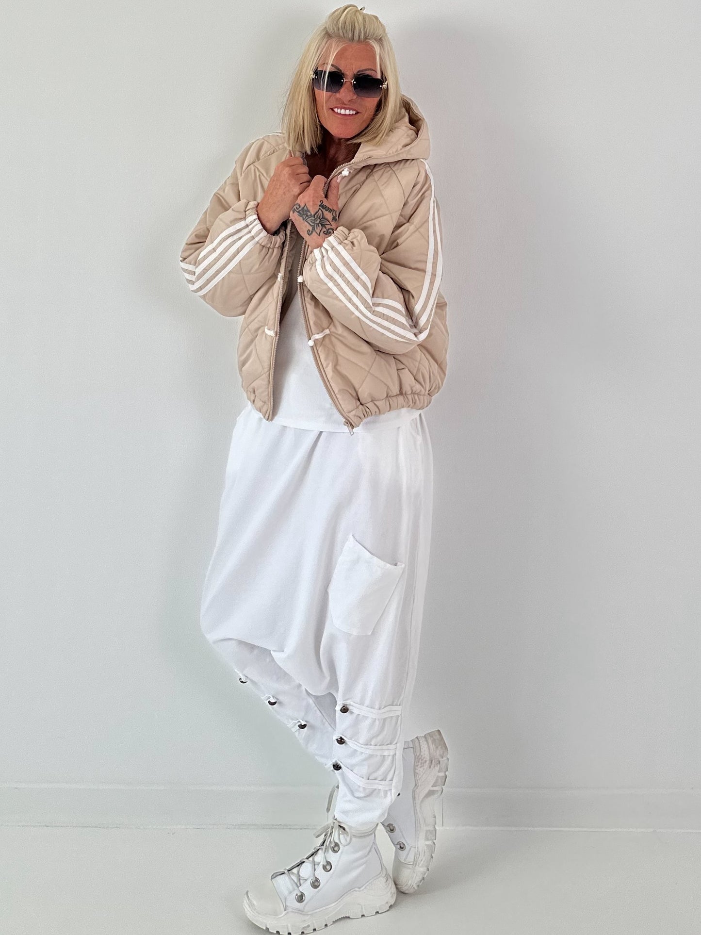 Bomberjacke mit Kapuze - beige