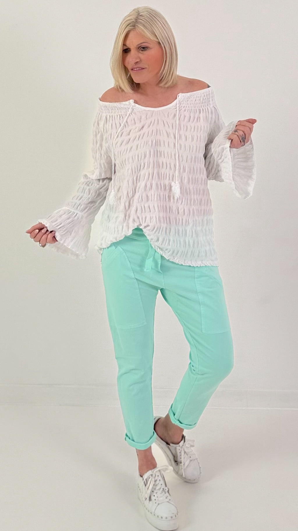 Structured tunic with tie belt and flounce sleeves - white
