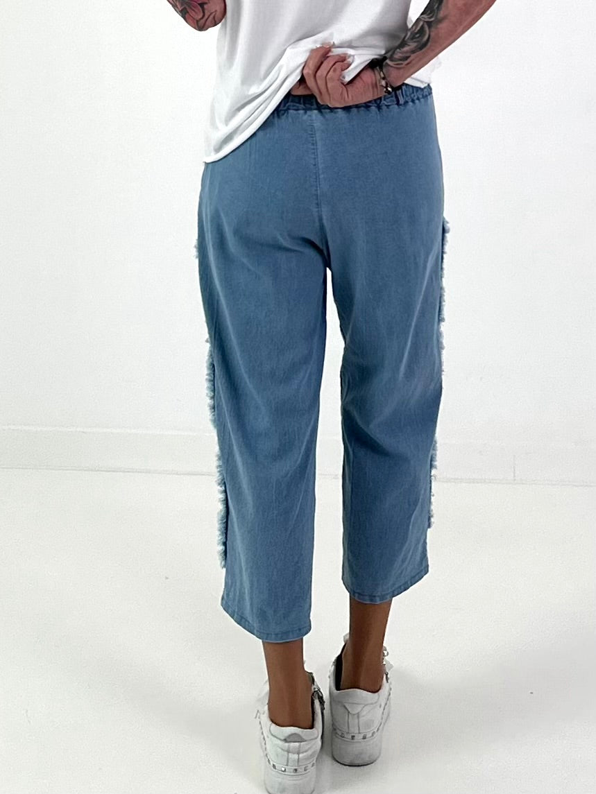 Jeans with eyelet details - light blue