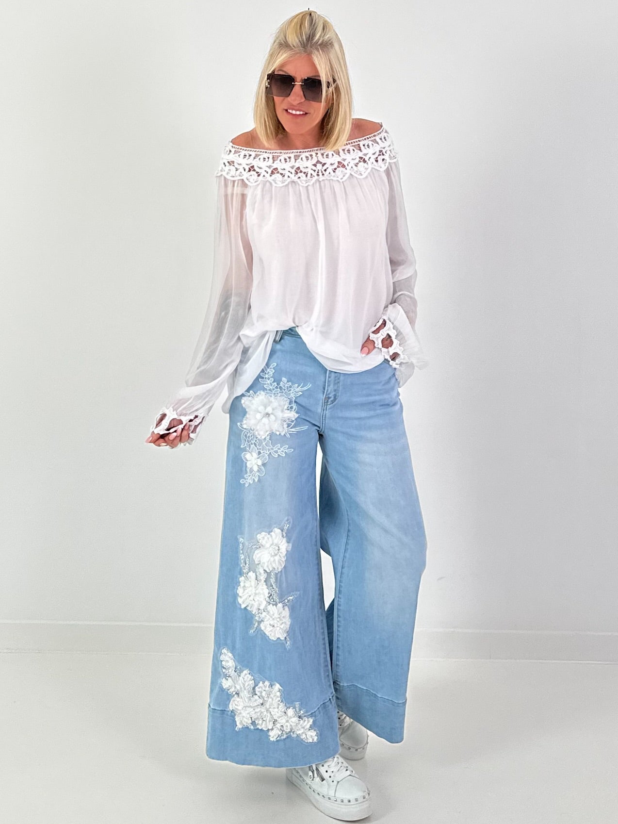 Silk tunic with crocheted neckline - white