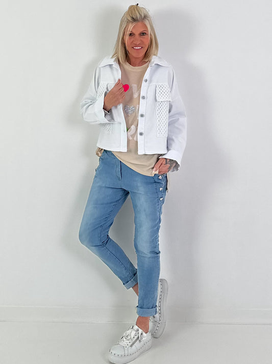 Jeansjacke mit Häkeltaschen - weiss