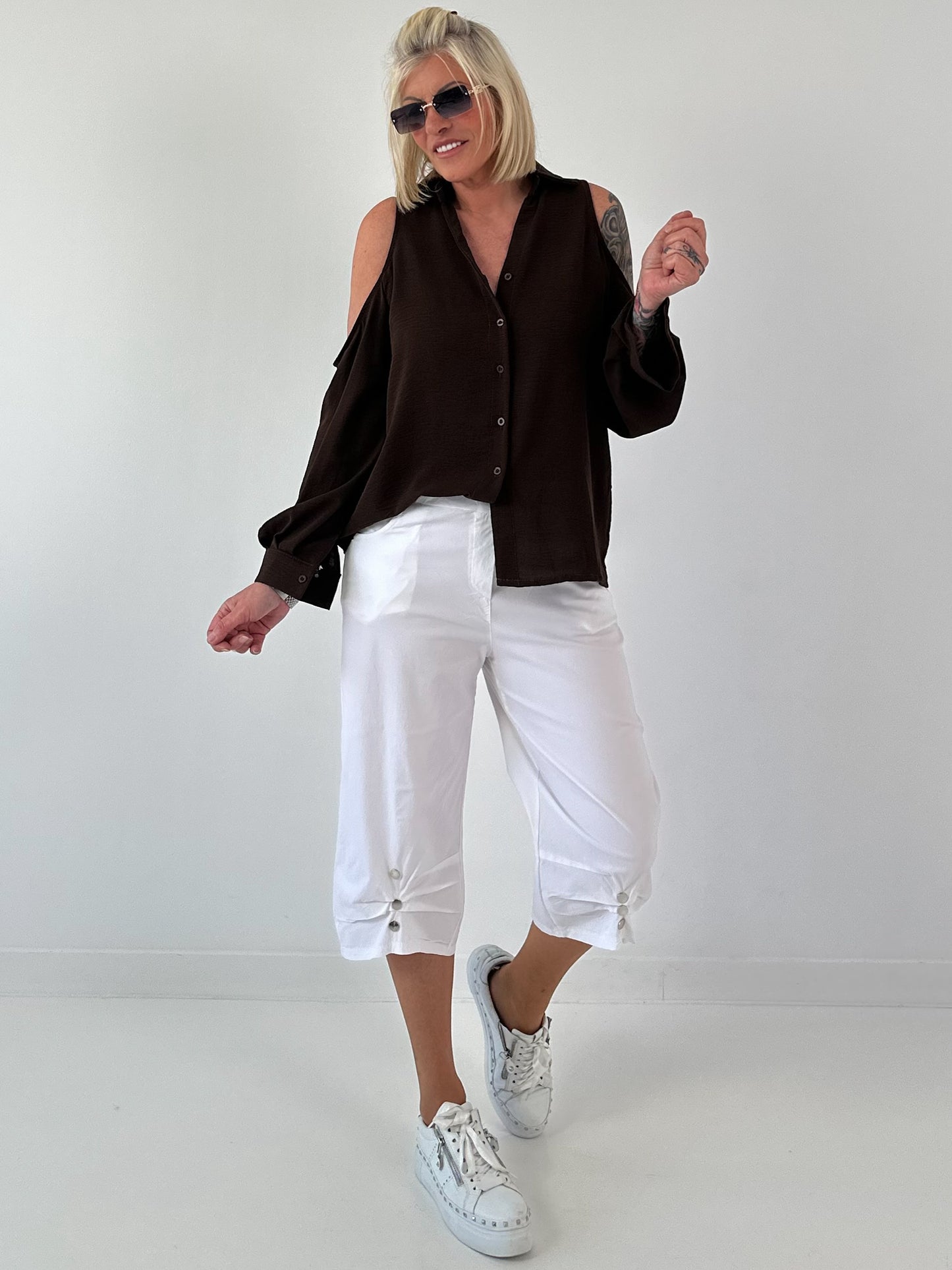 Bluse mit cold shoulder Detail - schoko