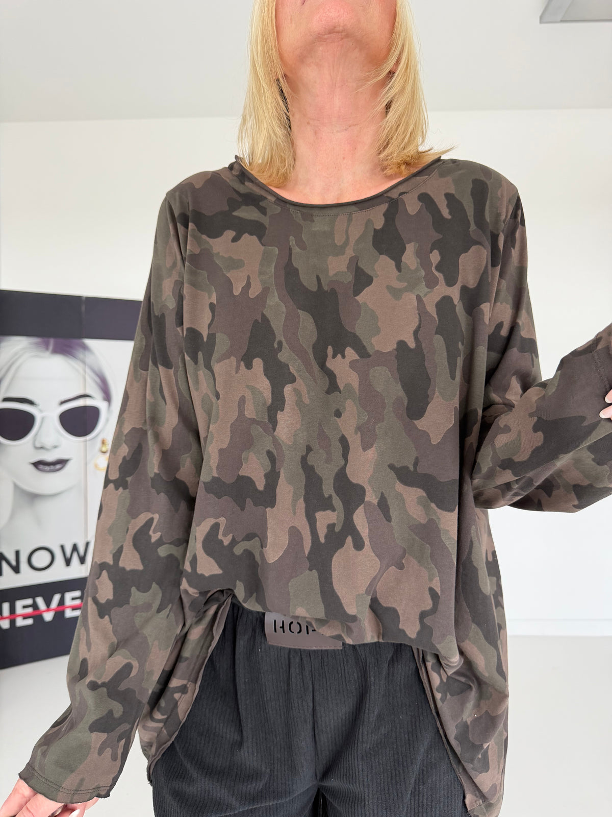 Shirt im Allover-Camouflage-Look - mokka-mehrfarbig