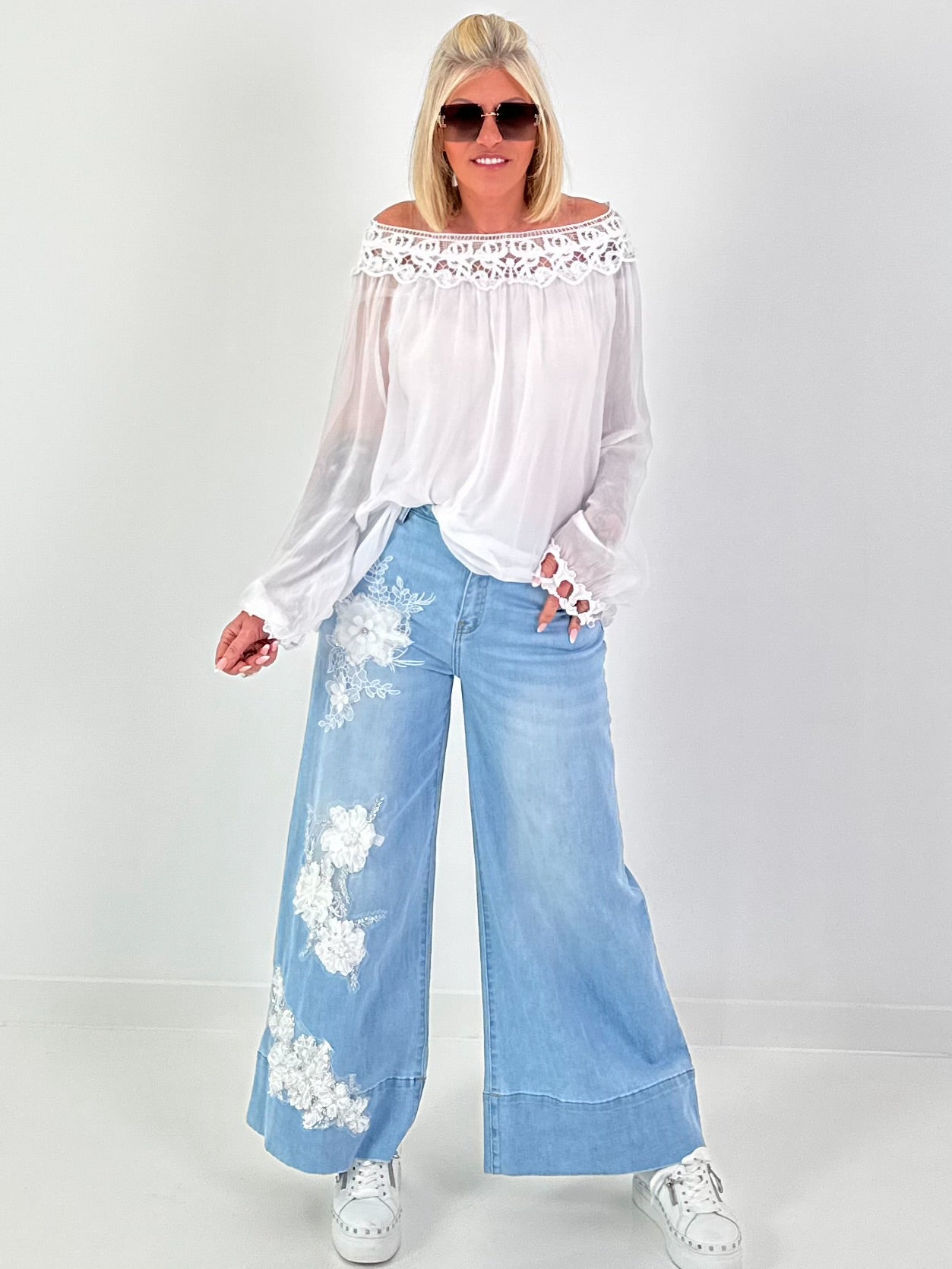 Silk tunic with crocheted neckline - white