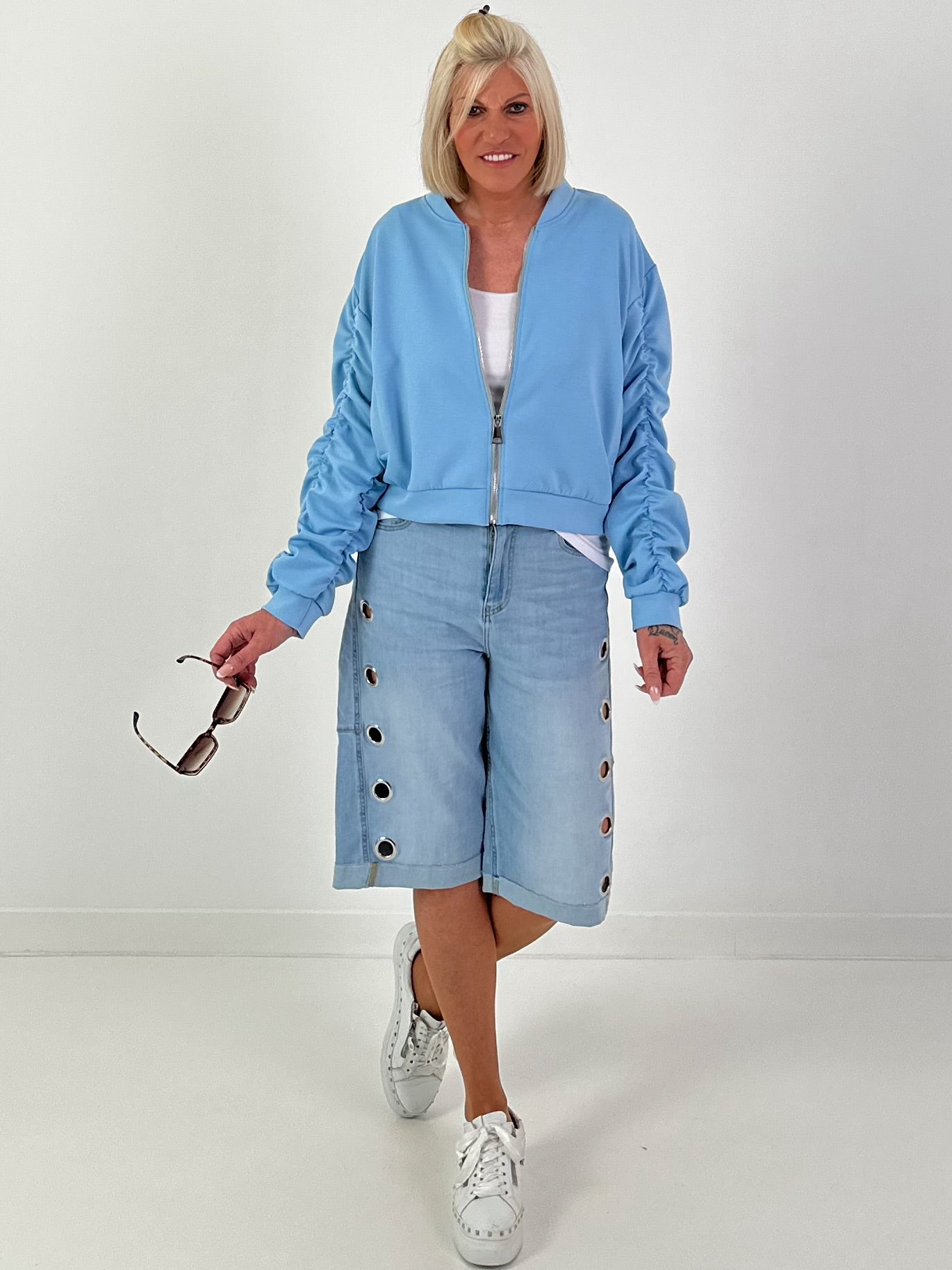 Bomber jacket with gathered sleeves - light blue
