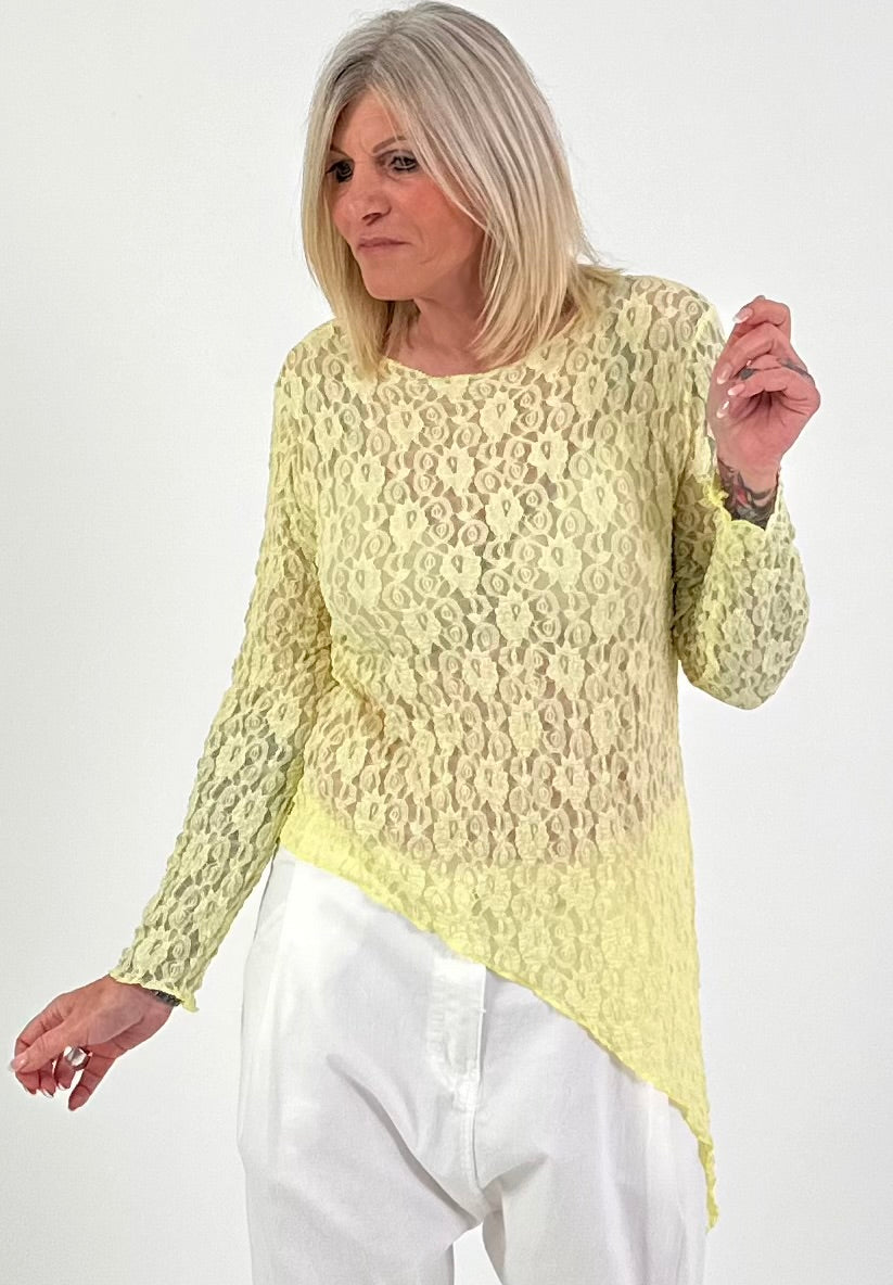 Asymmetrisches Shirt Modell "Lace Layer" - gelb