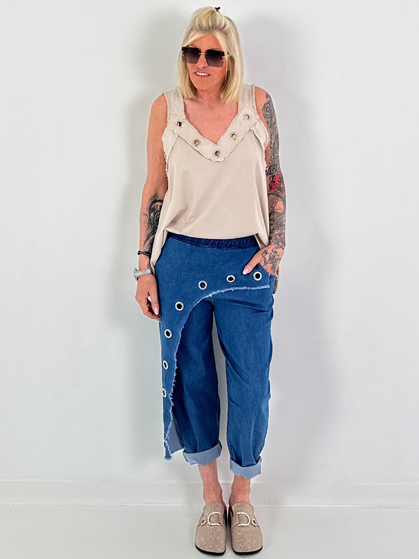 Oversized Top with silver eyelets - beige