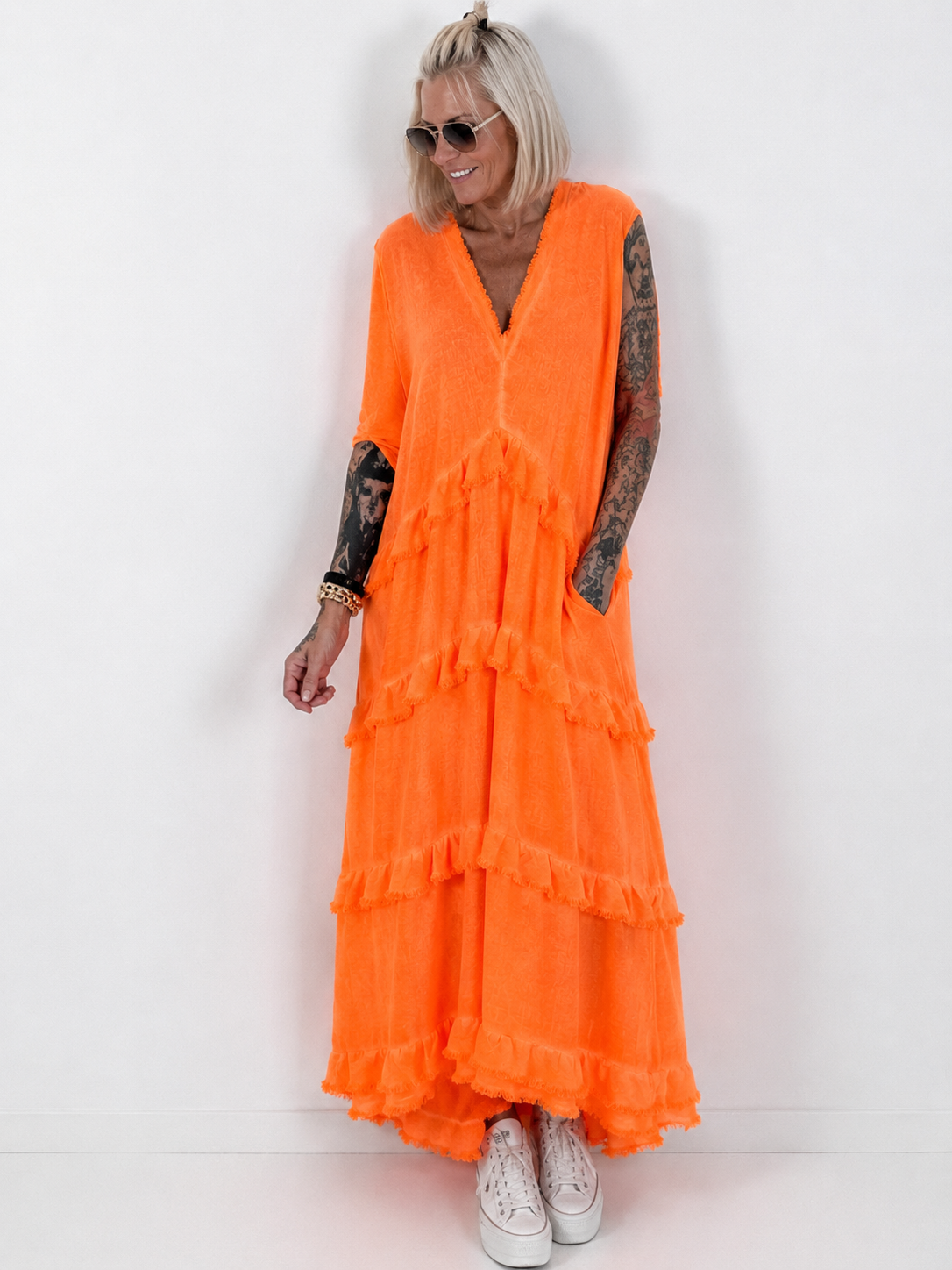 Long dress with fringes and ruffles - neon orange (available from May 29, 2026)