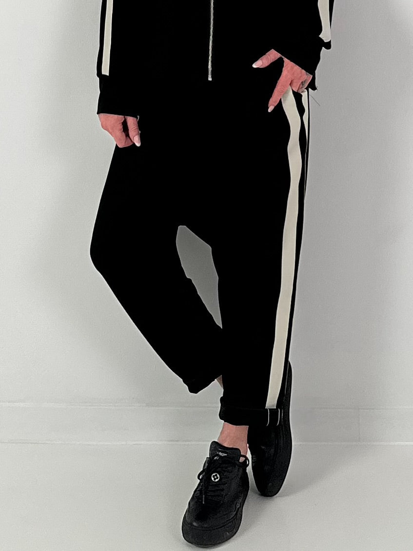 Sweat Baggy mit Streifen - schwarz