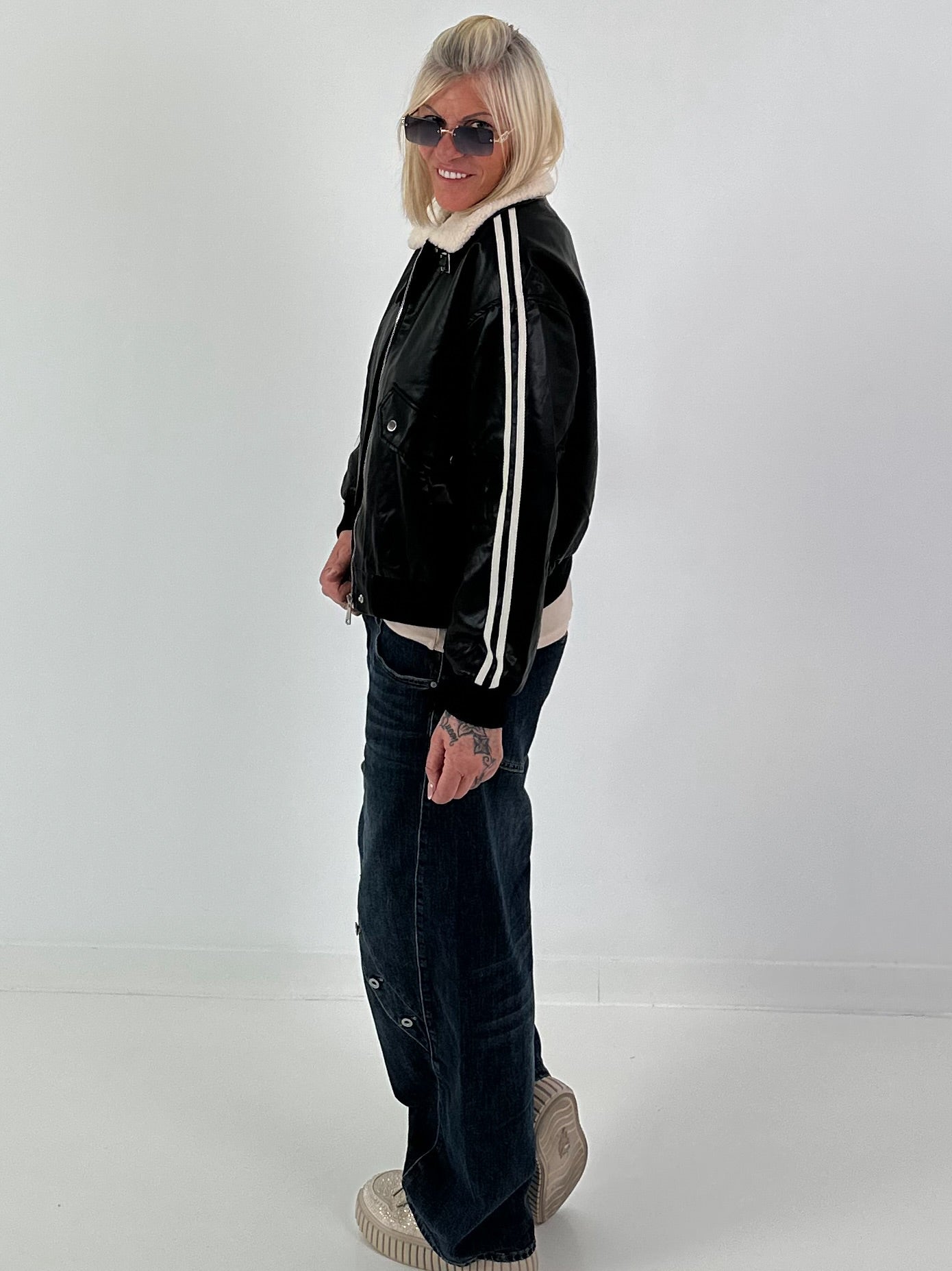 Stylische Piloten Jacke in Lederoptik  - schwarz