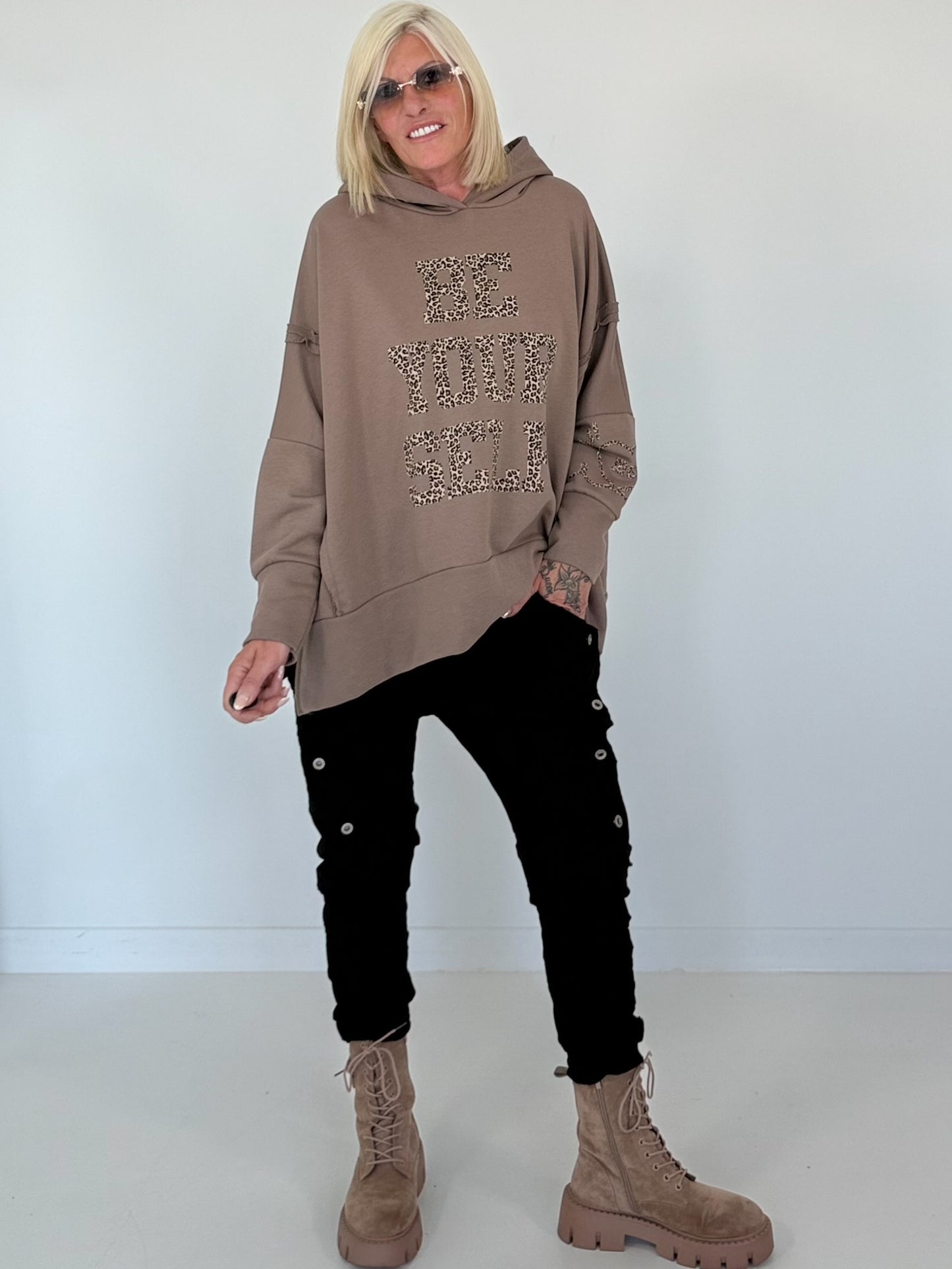 Oversized Hoodie Be Yourself - taupe