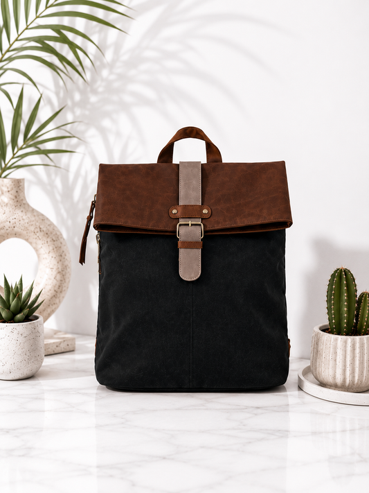 Backpack in vintage leather look - black