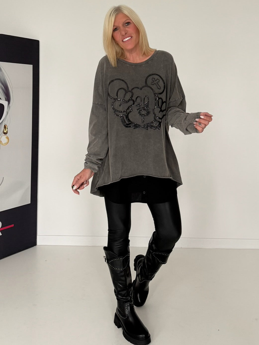 Oversized Shirt mit Paillettenprint - stone-washed-schwarz