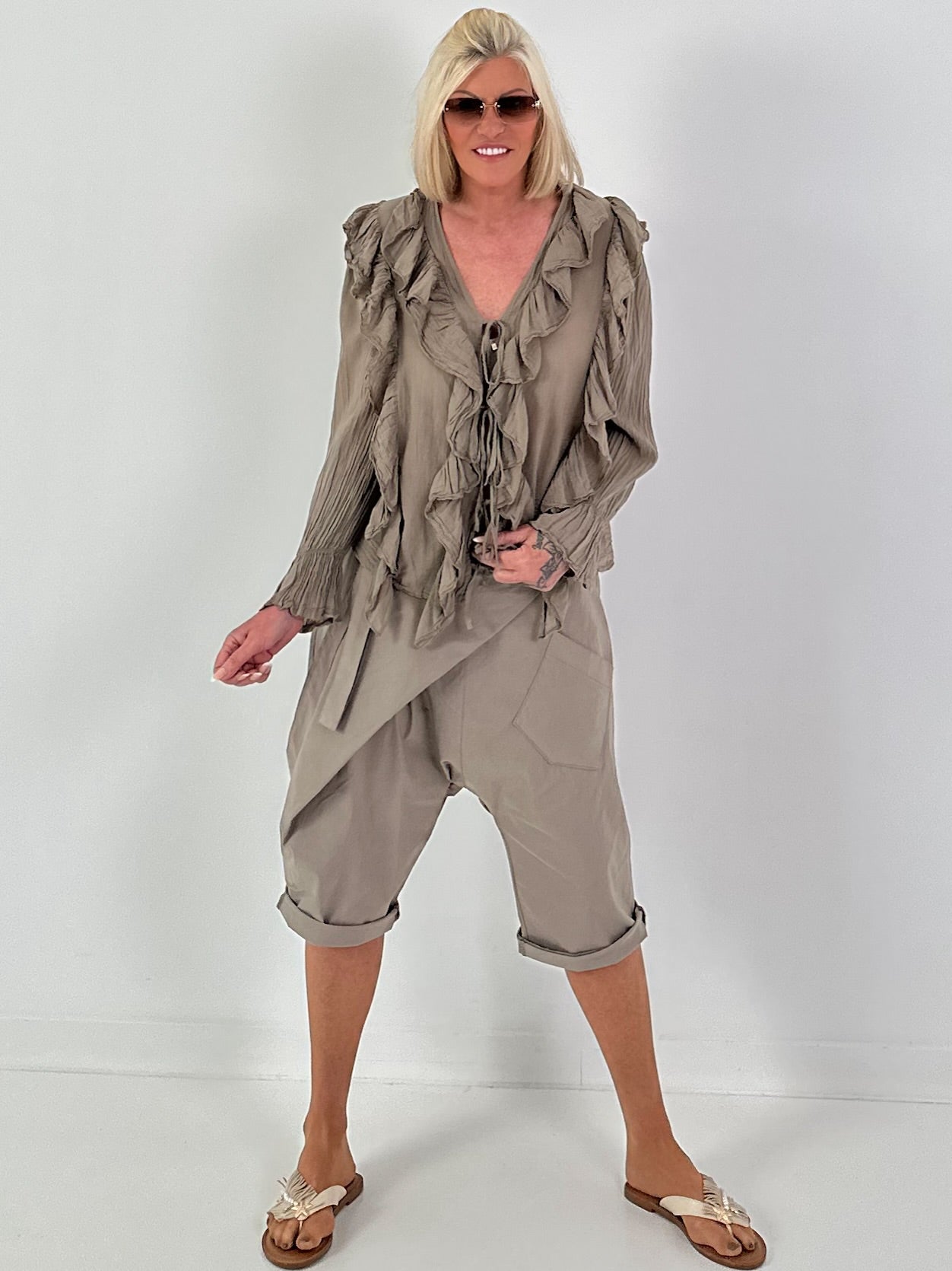 Tie-front tunic with flounces - taupe