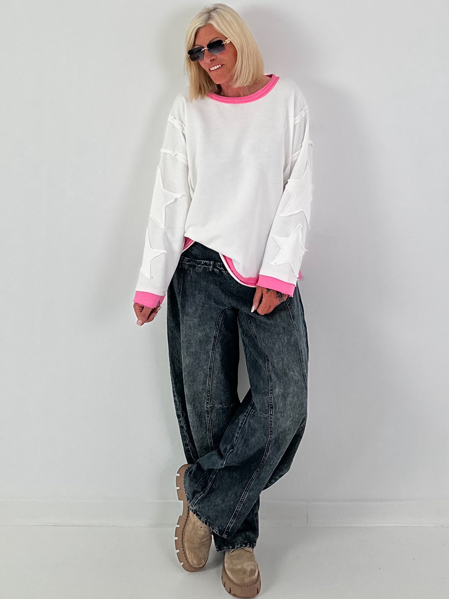 Sweatshirt mit trendigen Sternelementen- weiss