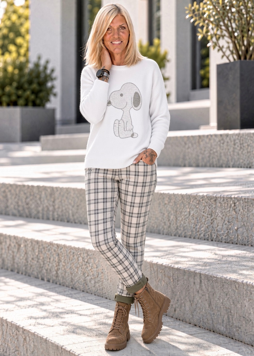 Trui met strass-cartoonmotief - wit