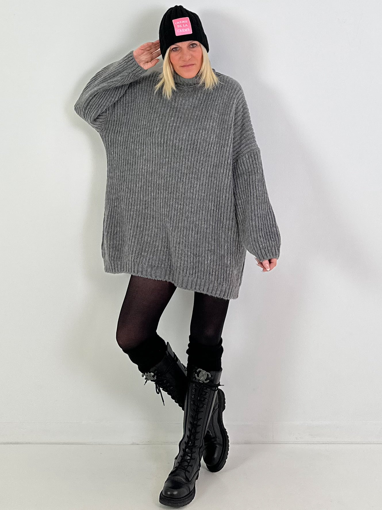 Longpullover/Kleid Modell "Embrace" - grau