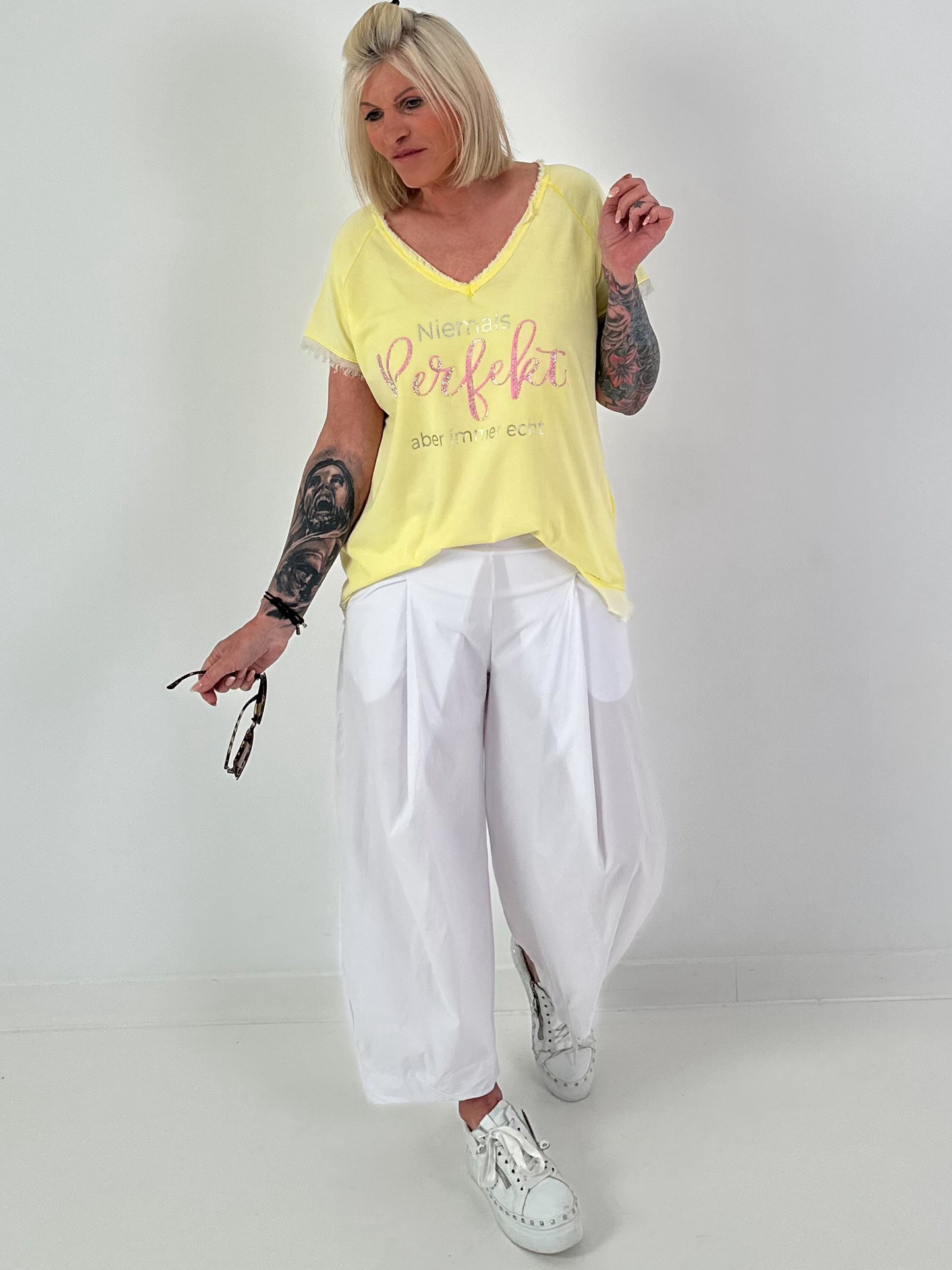 T-shirt with statement print - yellow