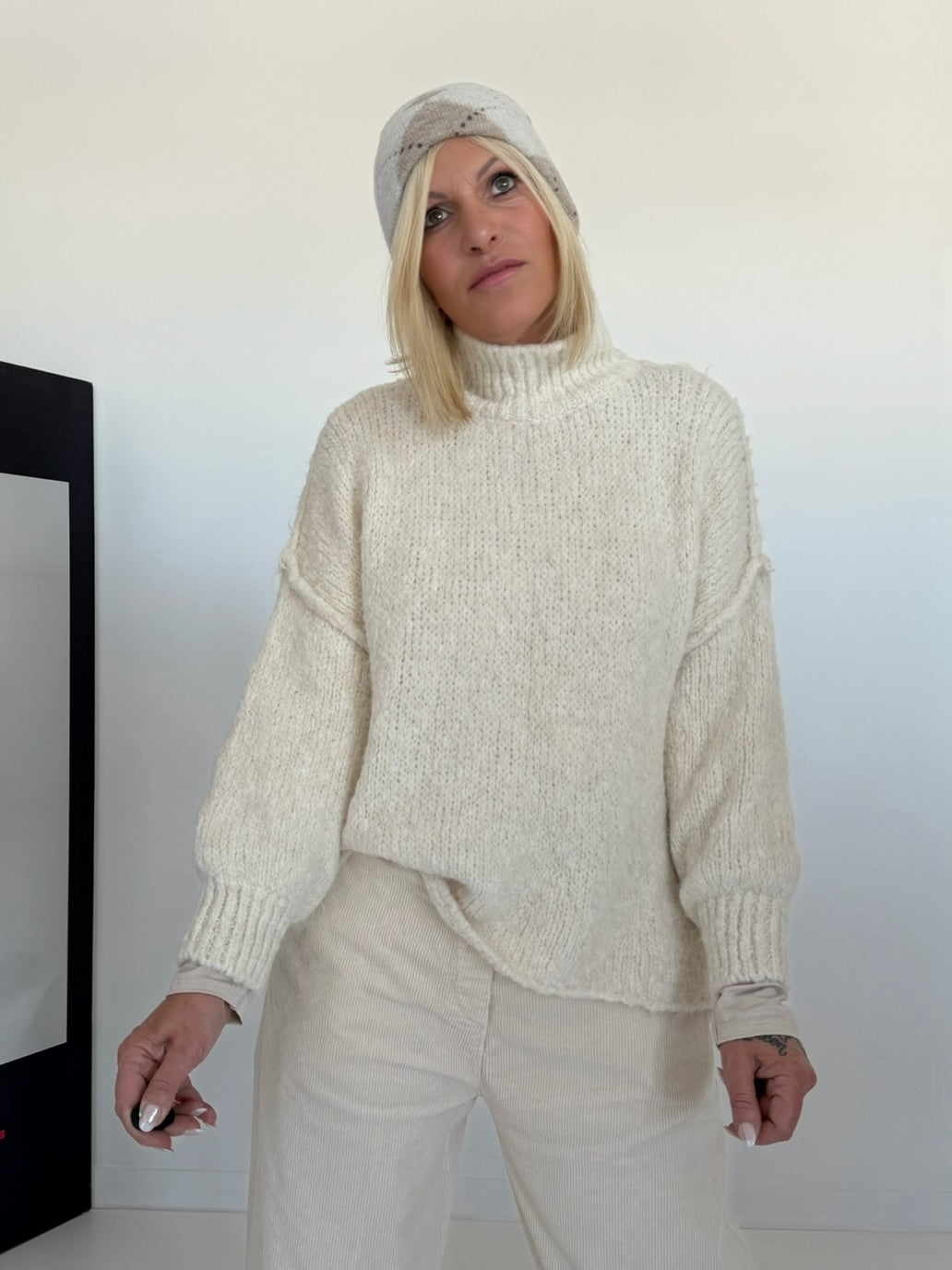Weiche Strickmütze im Rautenmuster - beige-taupe