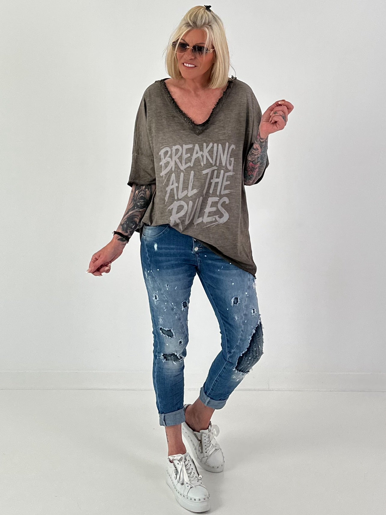 Oversized Shirt Breaking Rules - schoko