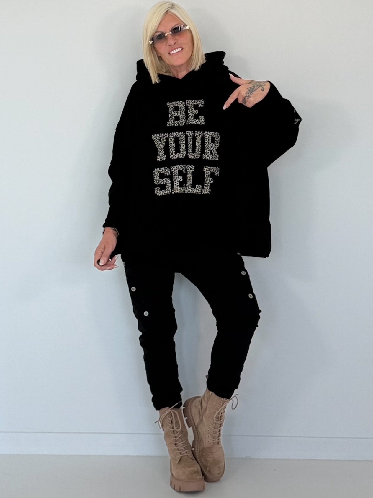 Oversized Hoodie Be Yourself - schwarz