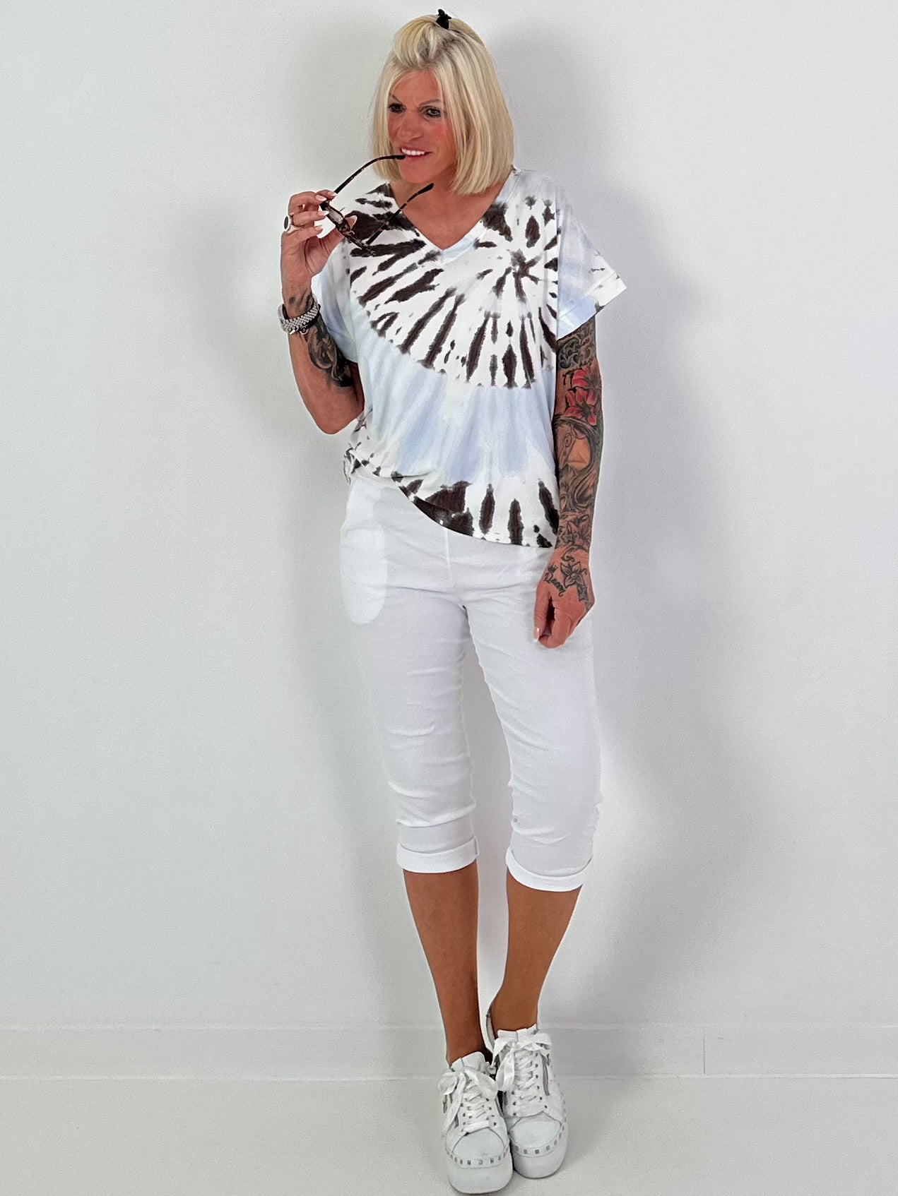 Batik Shirt - weiss-hellblau-dunkelbraun